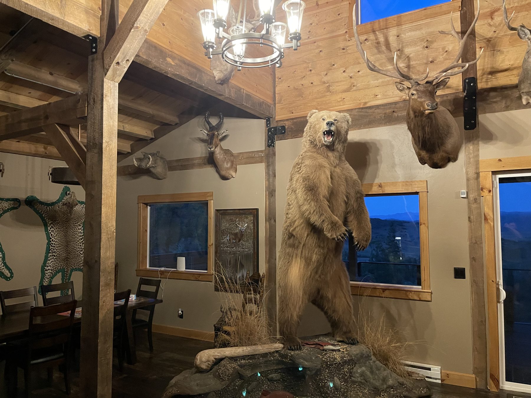 The trophy great room at the Smith Rancho lodge